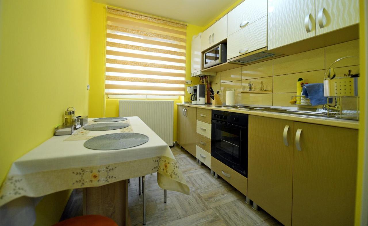 Apartament Trident ฮาเซก ภายนอก รูปภาพ
